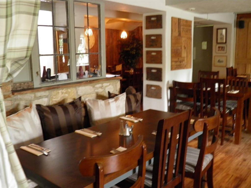 The Talbot Inn Eynsham Εξωτερικό φωτογραφία