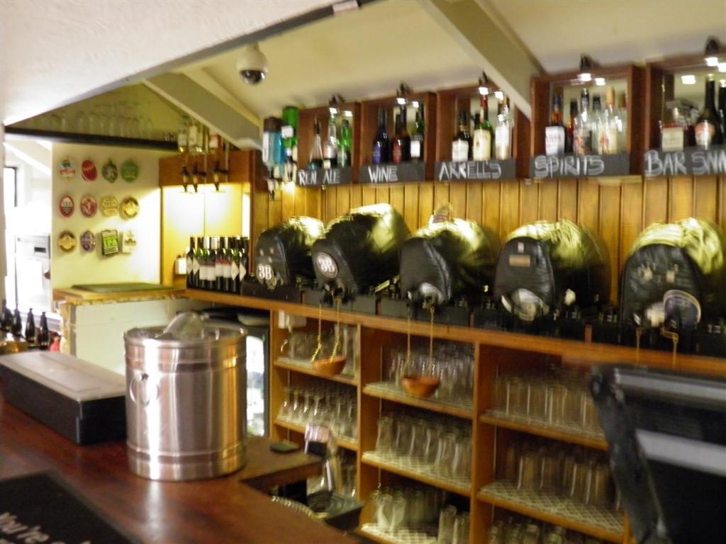 The Talbot Inn Eynsham Εξωτερικό φωτογραφία