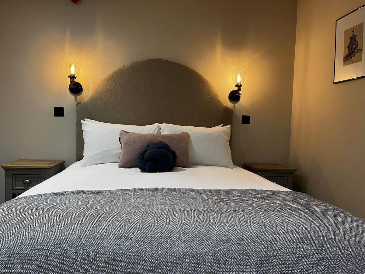 The Talbot Inn Eynsham Εξωτερικό φωτογραφία