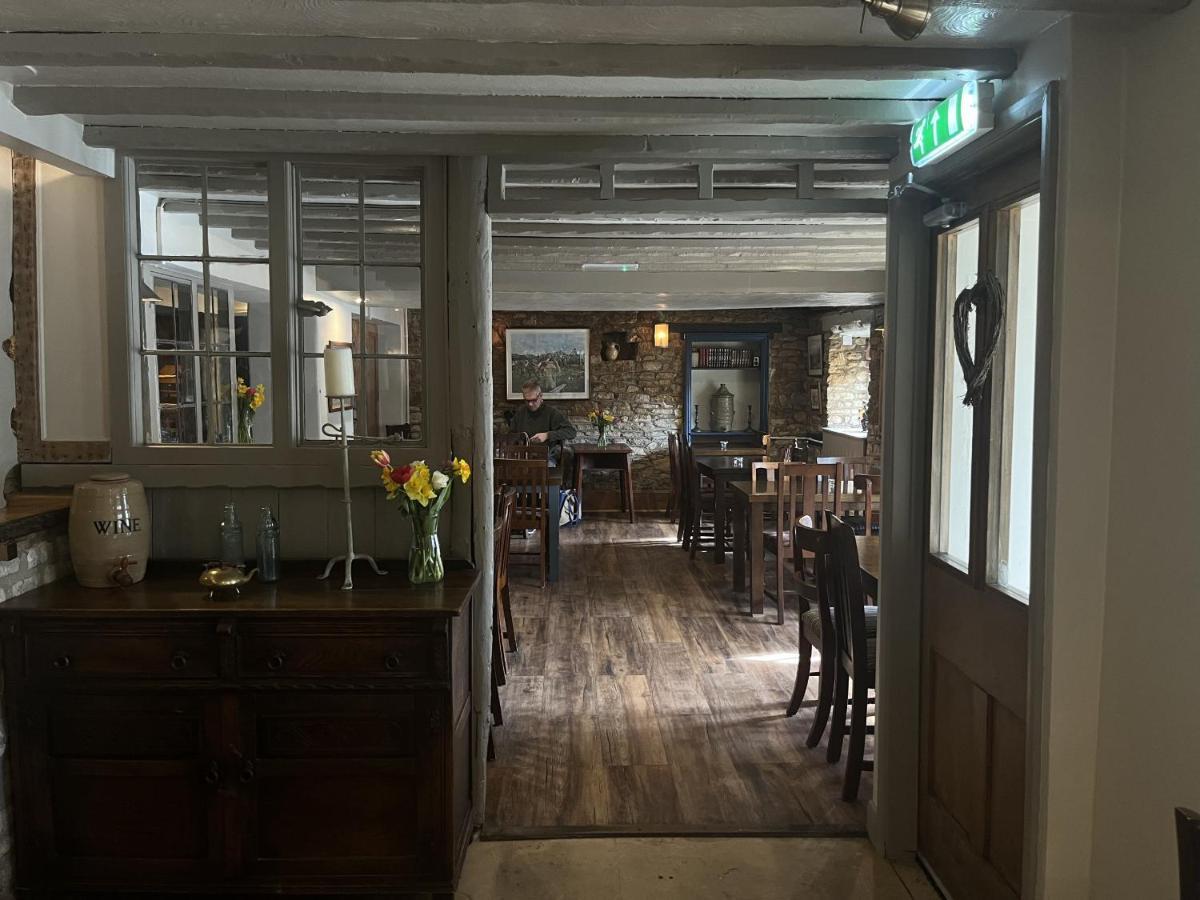 The Talbot Inn Eynsham Εξωτερικό φωτογραφία